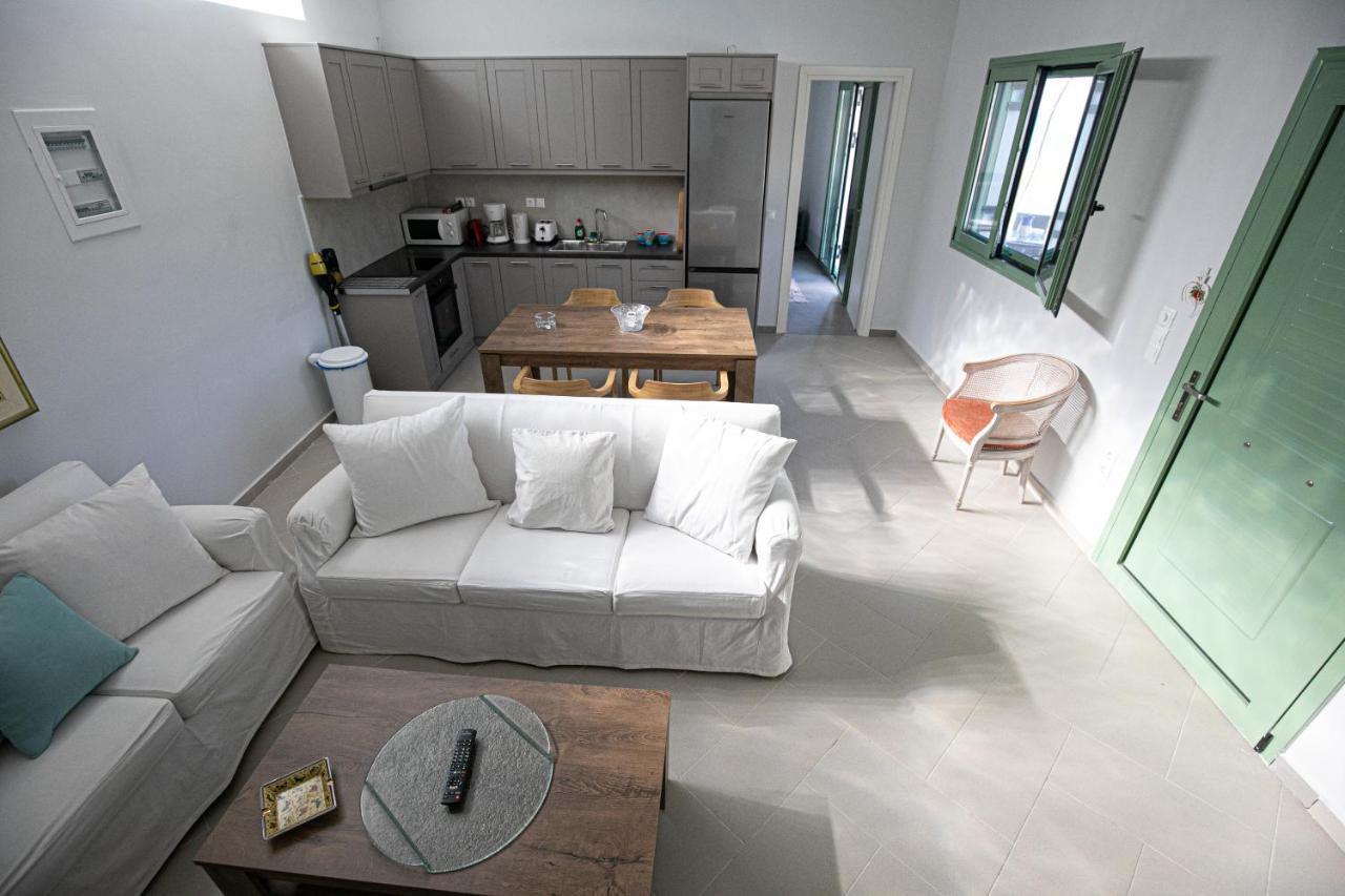 Pine House Villa Agioi Ngoại thất bức ảnh